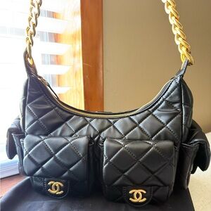 Quilted hobo bag
